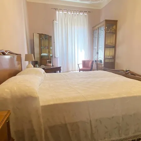Quadrilocale Con Terrazzo A Sestri Levante アパート セストリ・レヴァンテ