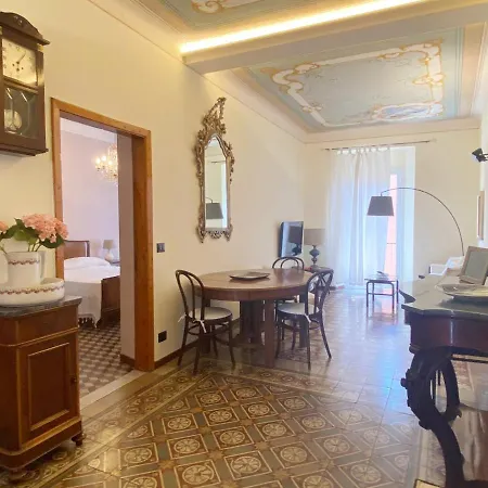 Quadrilocale Con Terrazzo A Sestri Levante アパート *